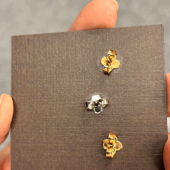 RARE LOUIS VUITTON LOVE LETTERS EARRINGS - Picture 2 of 6